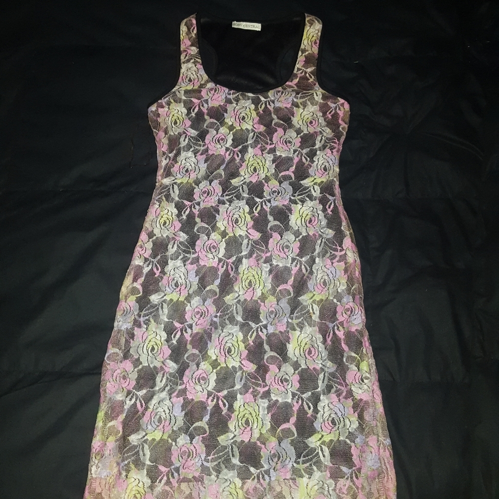 Floral wiggle dress